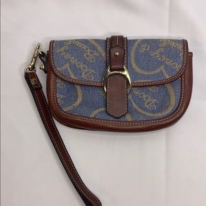 Dooney & Bourke small wristlet purse